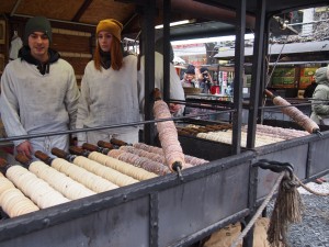 こんな長いまま売られるわけではなく、手の大きさくらいに切ってくれる。