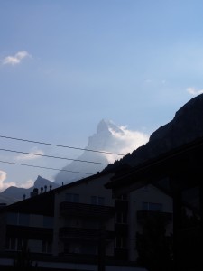 部屋からのマッターホルン