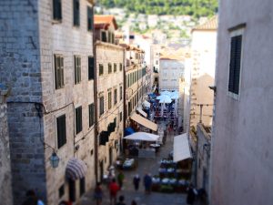 旧市街のカフェ