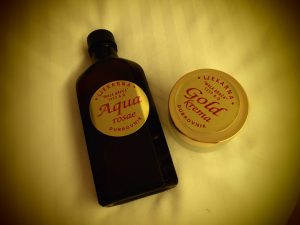 ローズウォーターとゴールドクリーム