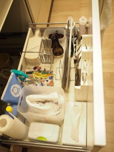 シンク下の抽斗