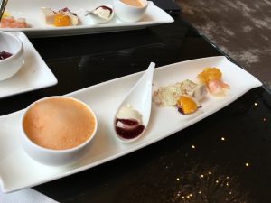 アミューズブッシュ