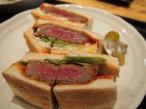 はふうカツサンド