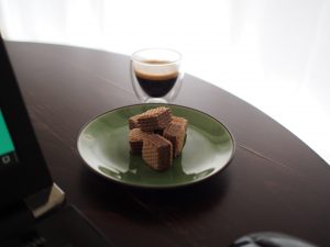 ローカーのウエハース