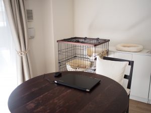 猫のケージ