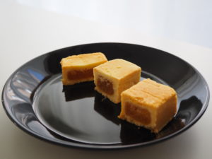 パイナップルケーキ