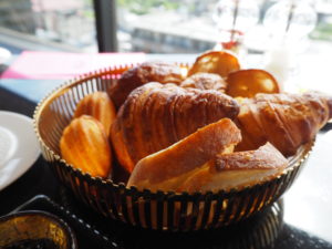 フォションホテル