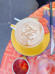 フェンディカフェ